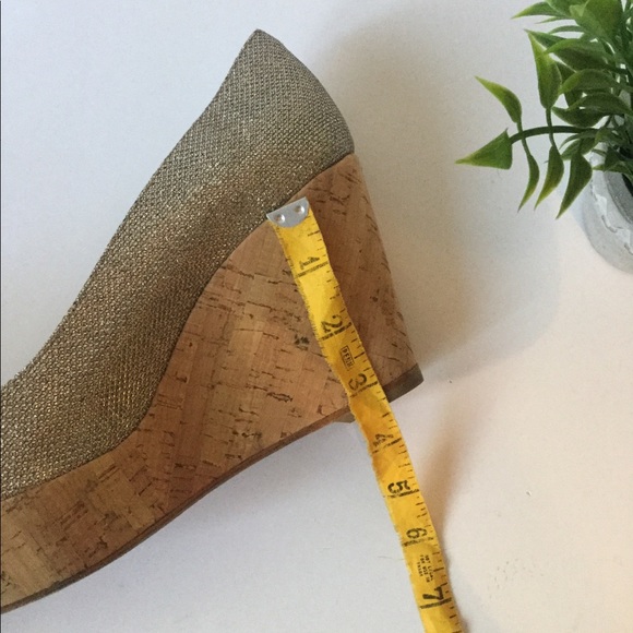 Stuart Weitzman Anna Peep toe - Picture 8 of 8